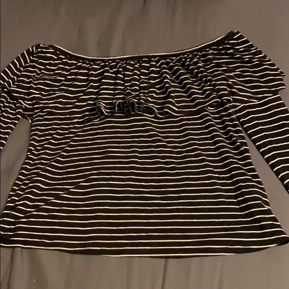 American eagle off the shoulder top